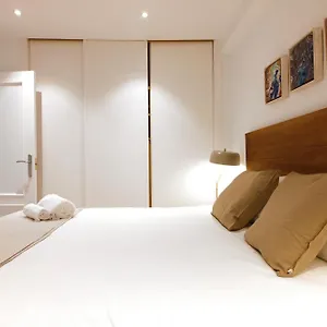 Al-ándalus Boutique By Madflats Collection , Torremolinos España
