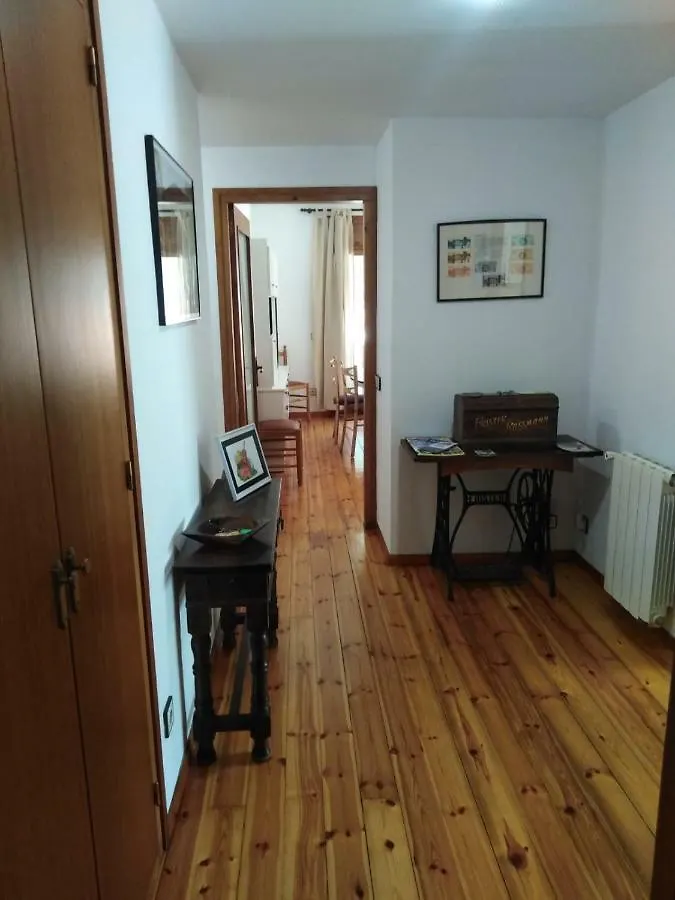 Pis Gran I Acollidor Amb Llar De Foc, A Camprodon Apartment 0*,  Spain